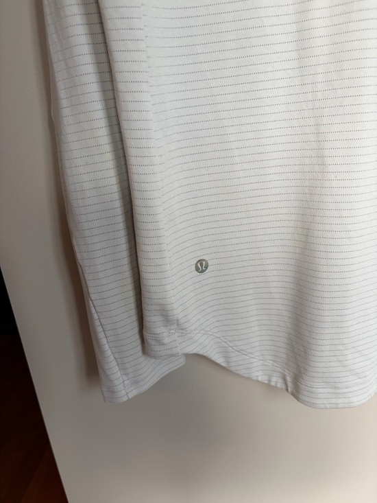 Lululemon Athletica License to Train  Hoodie - Picture 6 of 6